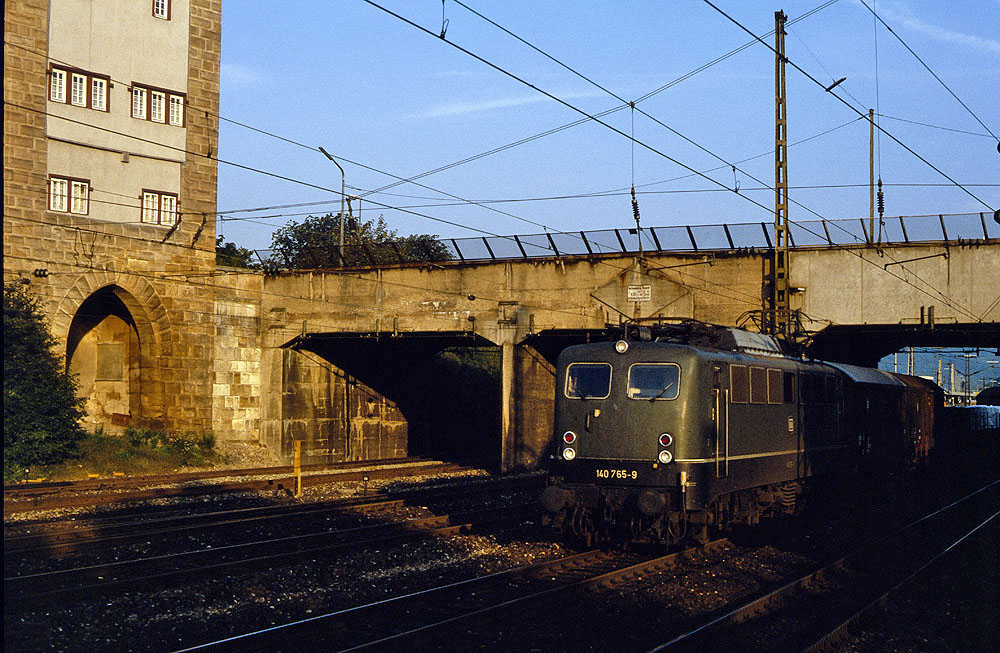 https://www.eisenbahnfotograf.de/datei/August 1986/1590146 DB 140765 Esslingen 6.8.1986.jpg